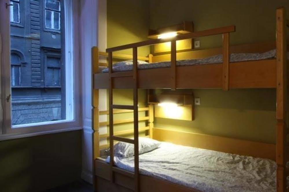 Treestyle Hostel ブダペスト エクステリア 写真